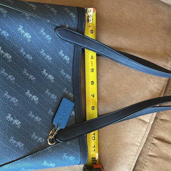 Coach Horse and Carriage Tote w/ Dust Bag - Picture 7 of 13